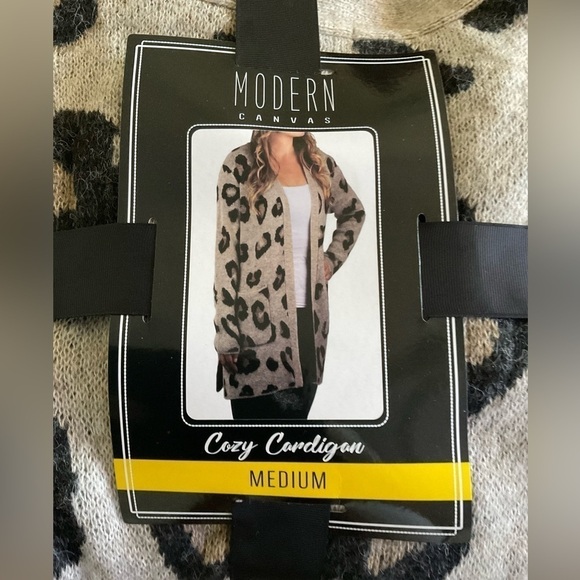 Modern Canvas Cozy Cardigan - Picture 4 of 4
